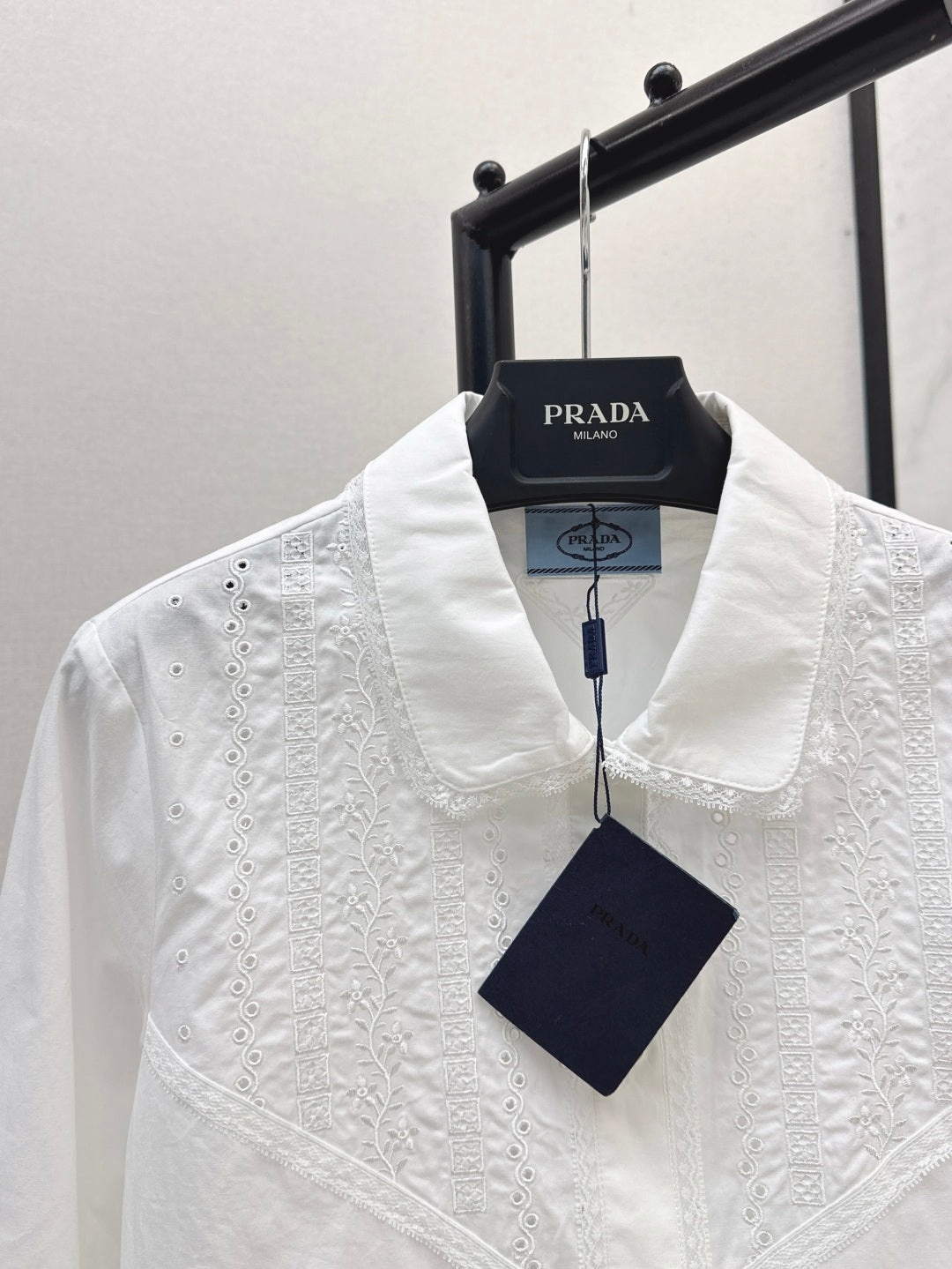 Pra* 25ss emboridered corpped shirt