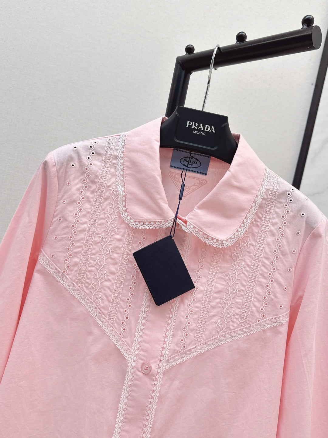 Pra* 25ss lace trim embroidered shirt dress