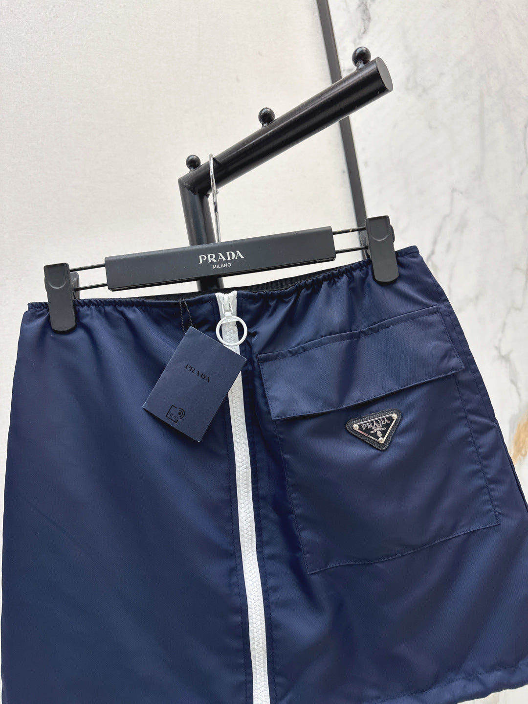 Pra* 25ss re-nylon miniskirt