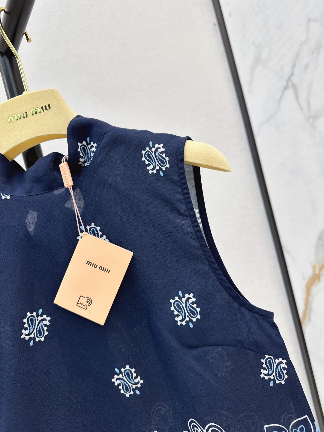 M*u 25ss printed linen vest and skirt set