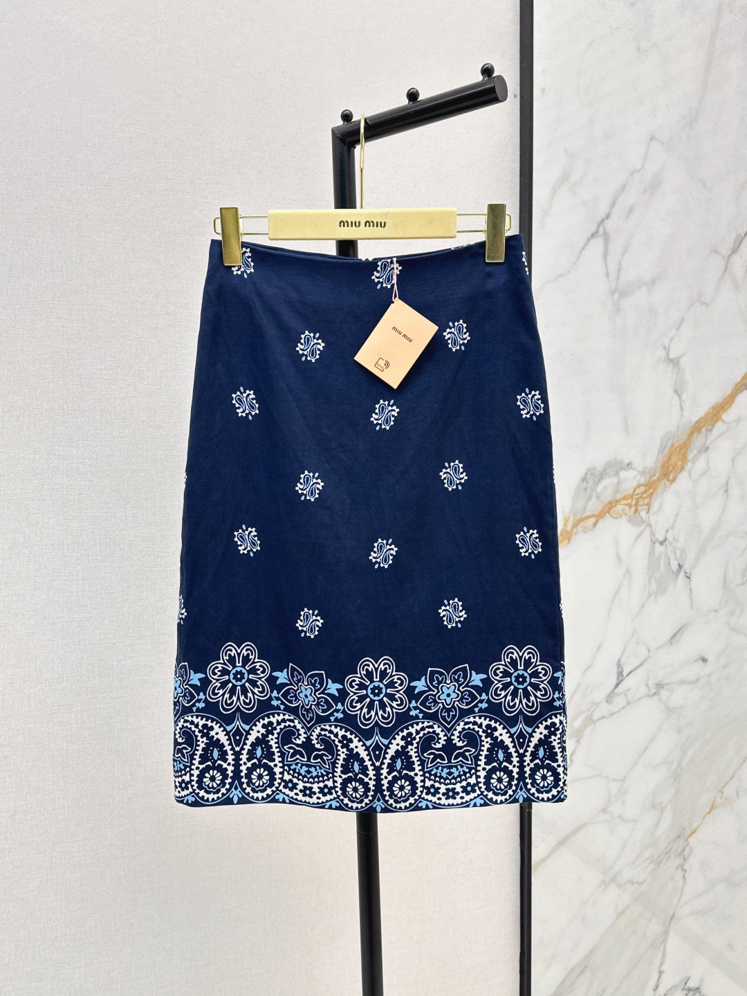 M*u 25ss printed linen vest and skirt set