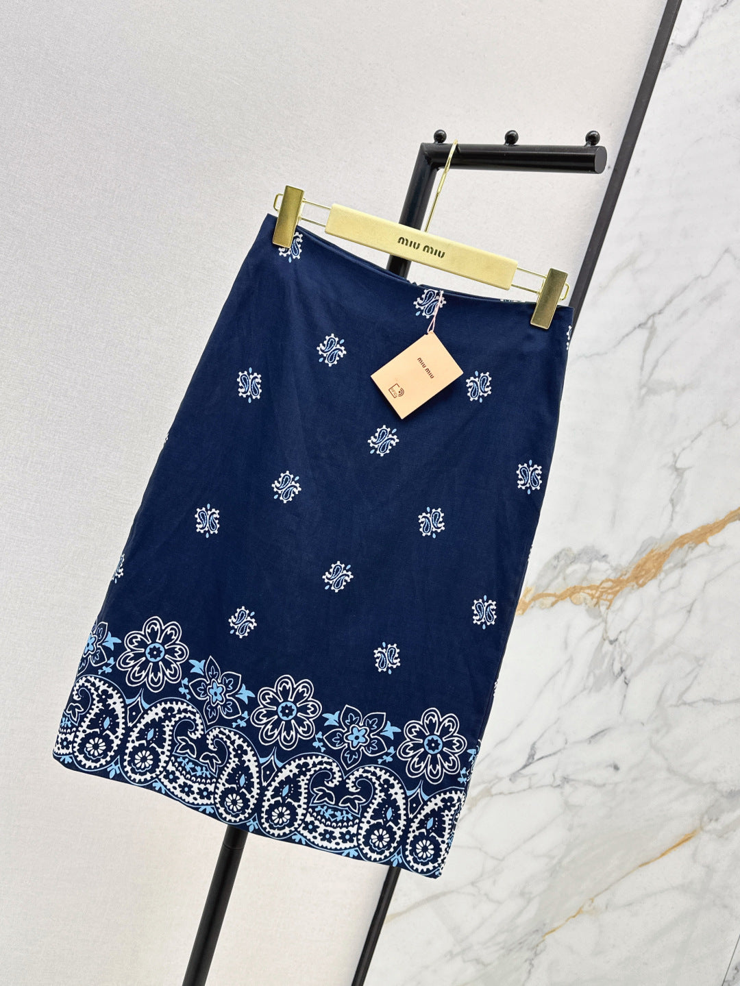 M*u 25ss printed linen vest and skirt set