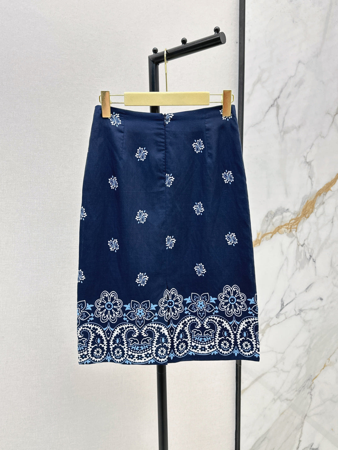 M*u 25ss printed linen vest and skirt set