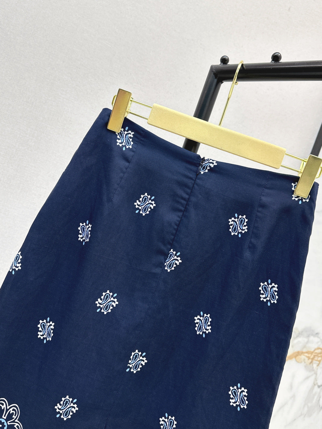 M*u 25ss printed linen vest and skirt set