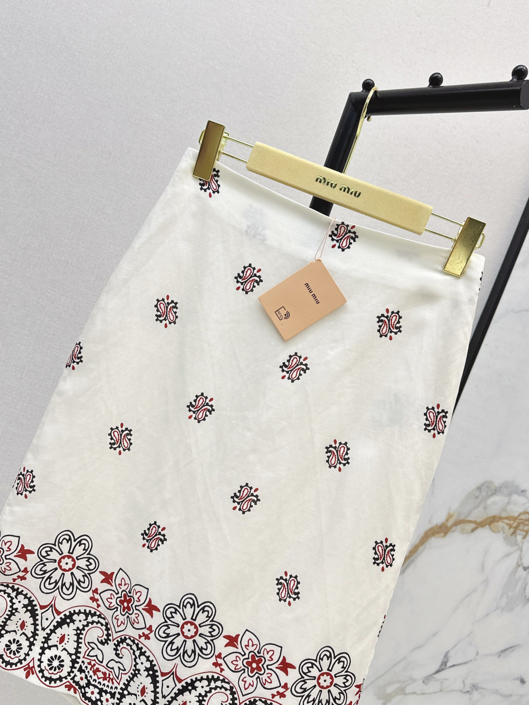 M*u 25ss printed linen vest and skirt set