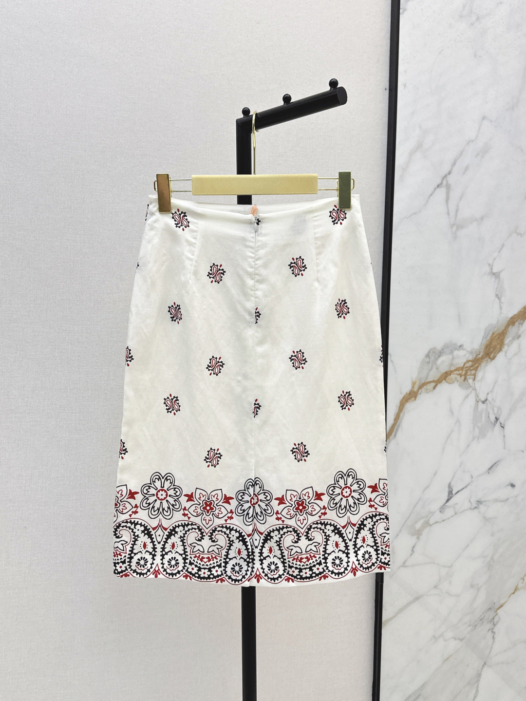 M*u 25ss printed linen vest and skirt set