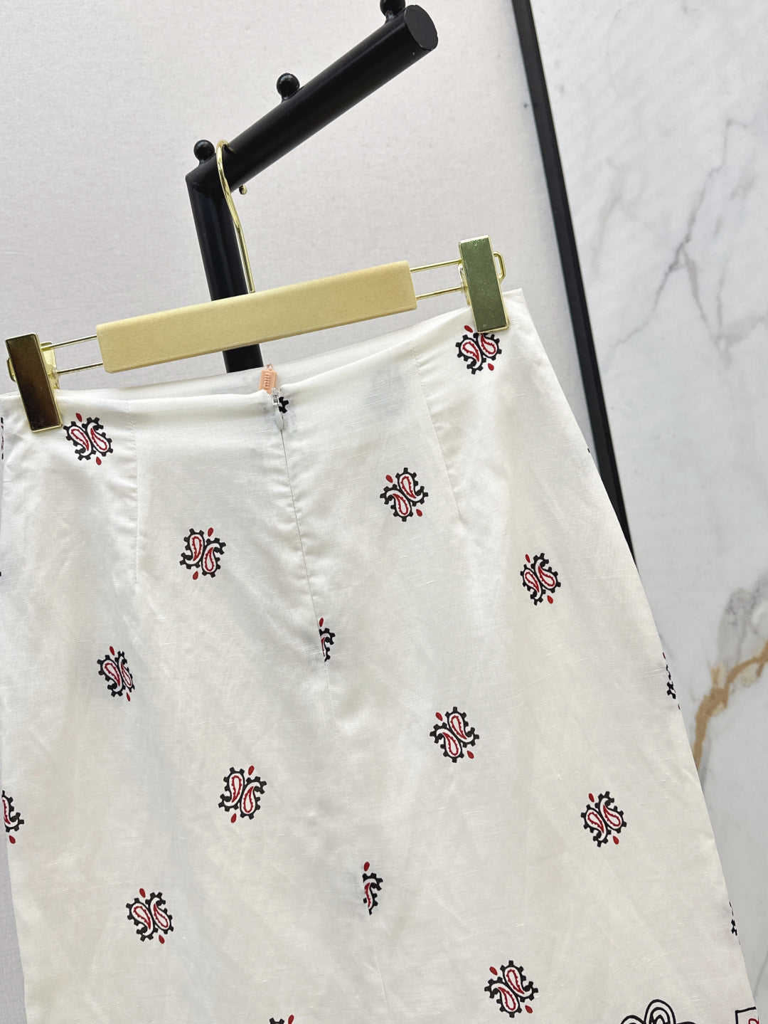 M*u 25ss printed linen vest and skirt set