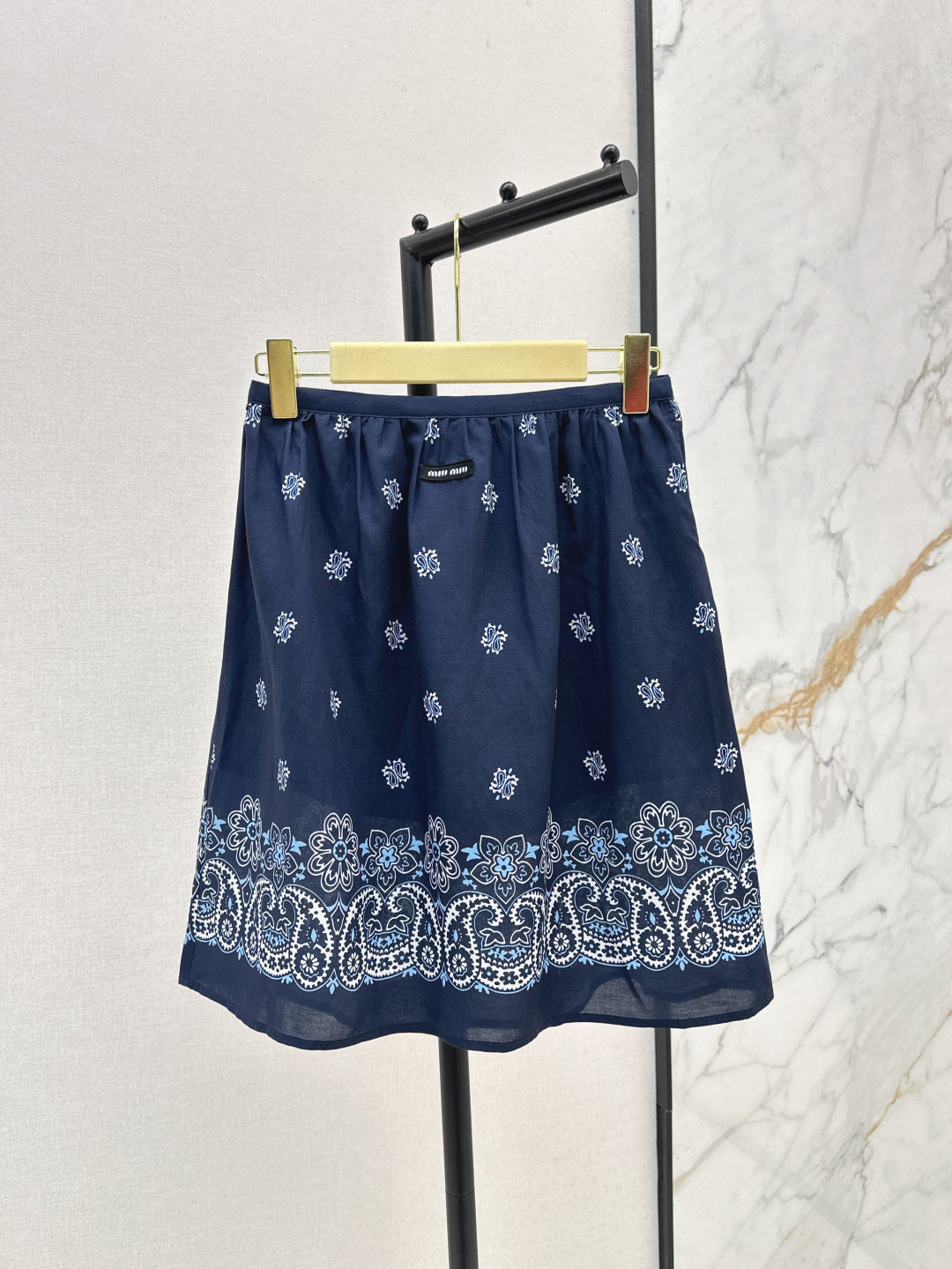 M*u 25ss printed bandana top and skirt set