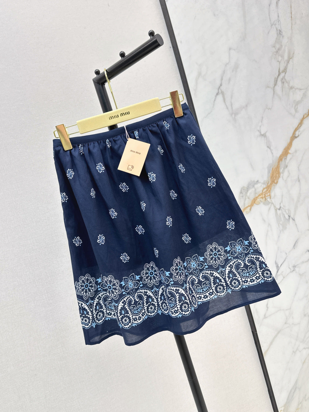 M*u 25ss printed bandana top and skirt set