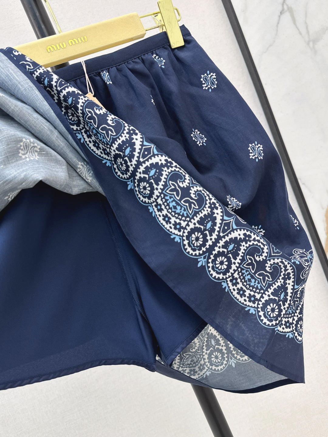 M*u 25ss printed bandana top and skirt set