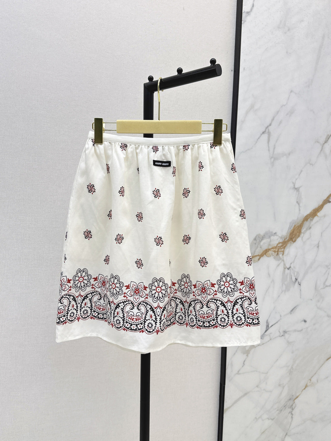 M*u 25ss printed bandana top and skirt set