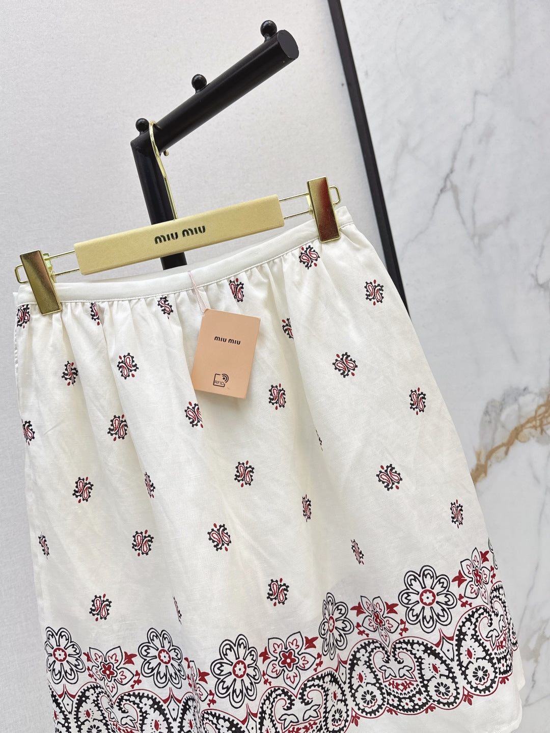 M*u 25ss printed bandana top and skirt set