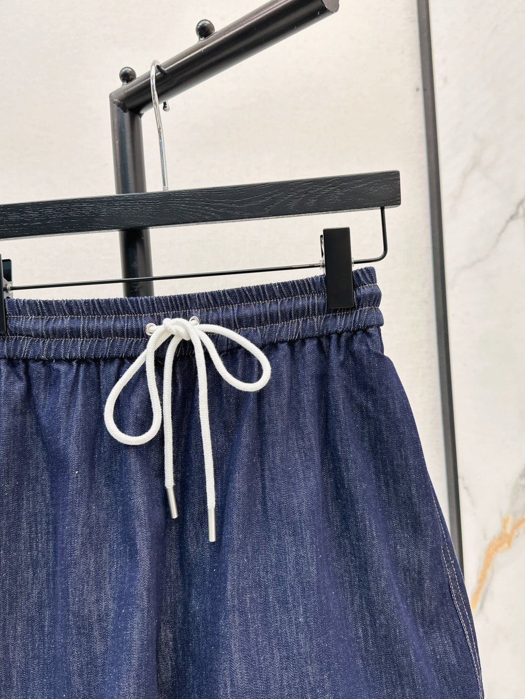 Zim* 25ss tassel trim drawstring denim shorts