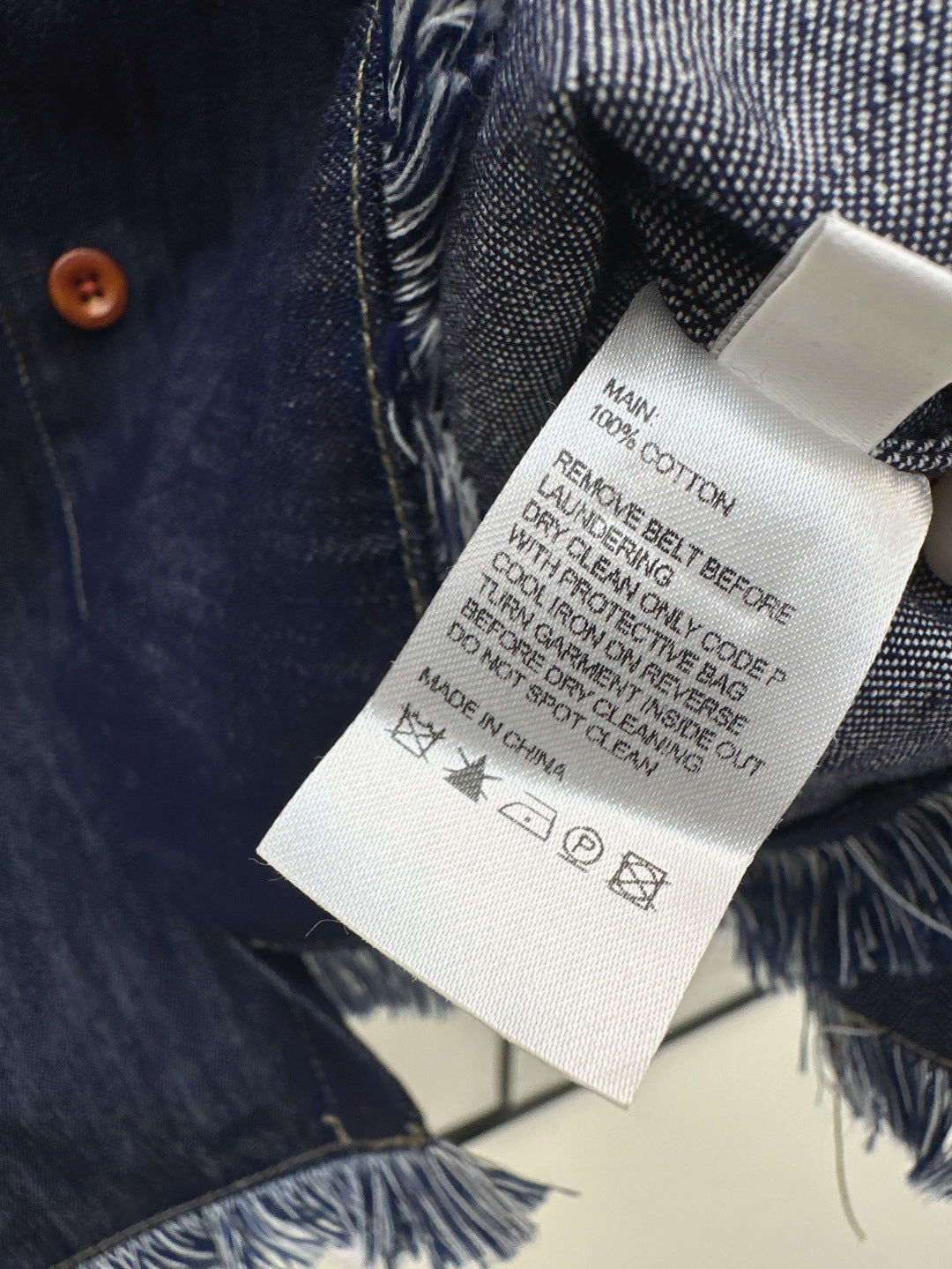 Zim* 25ss tassel trim cropped shirt