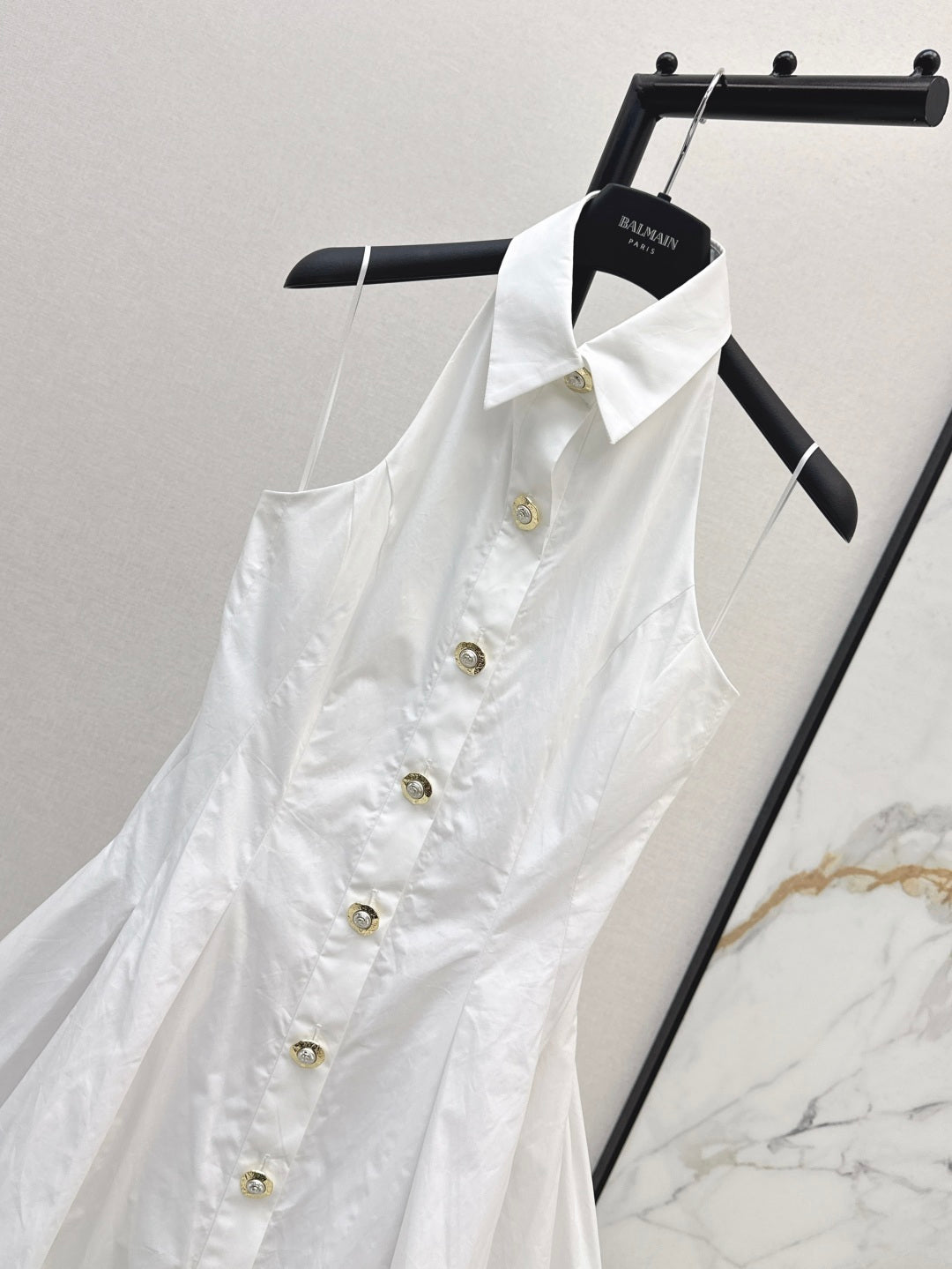 Balm* 25ss A-line backless poplin dress