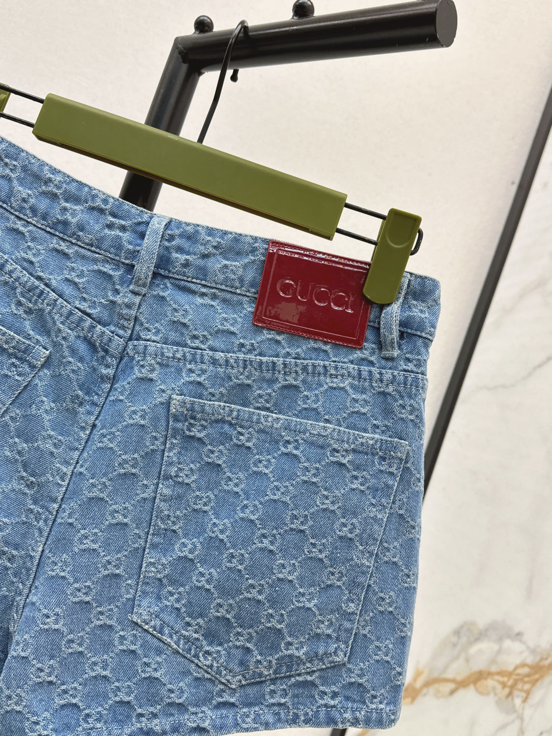 Gu* 25ss GG jacquard denim shorts
