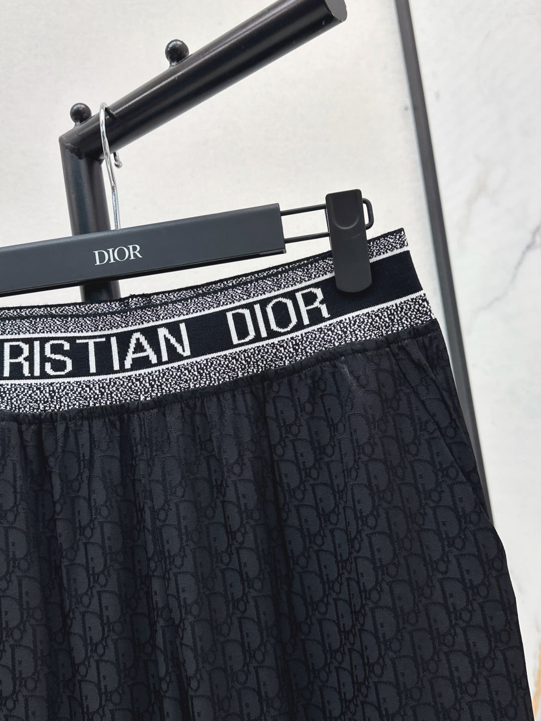 D*r 25ss oblique jacquard pants