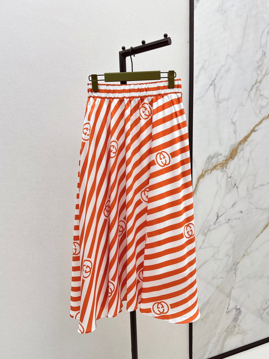 Gu* 25ss printed elastic waist skirt