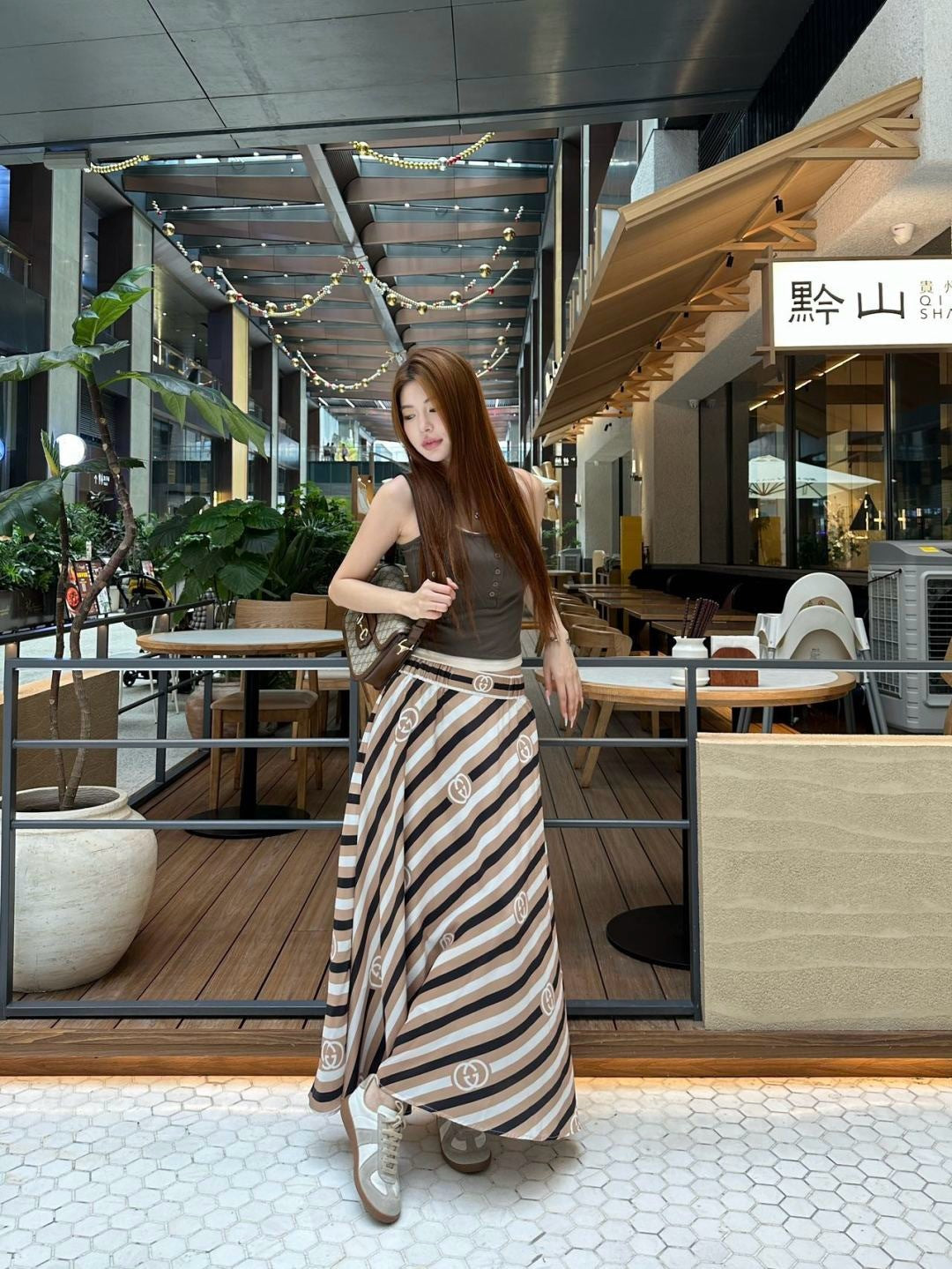 Gu* 25ss printed elastic waist skirt