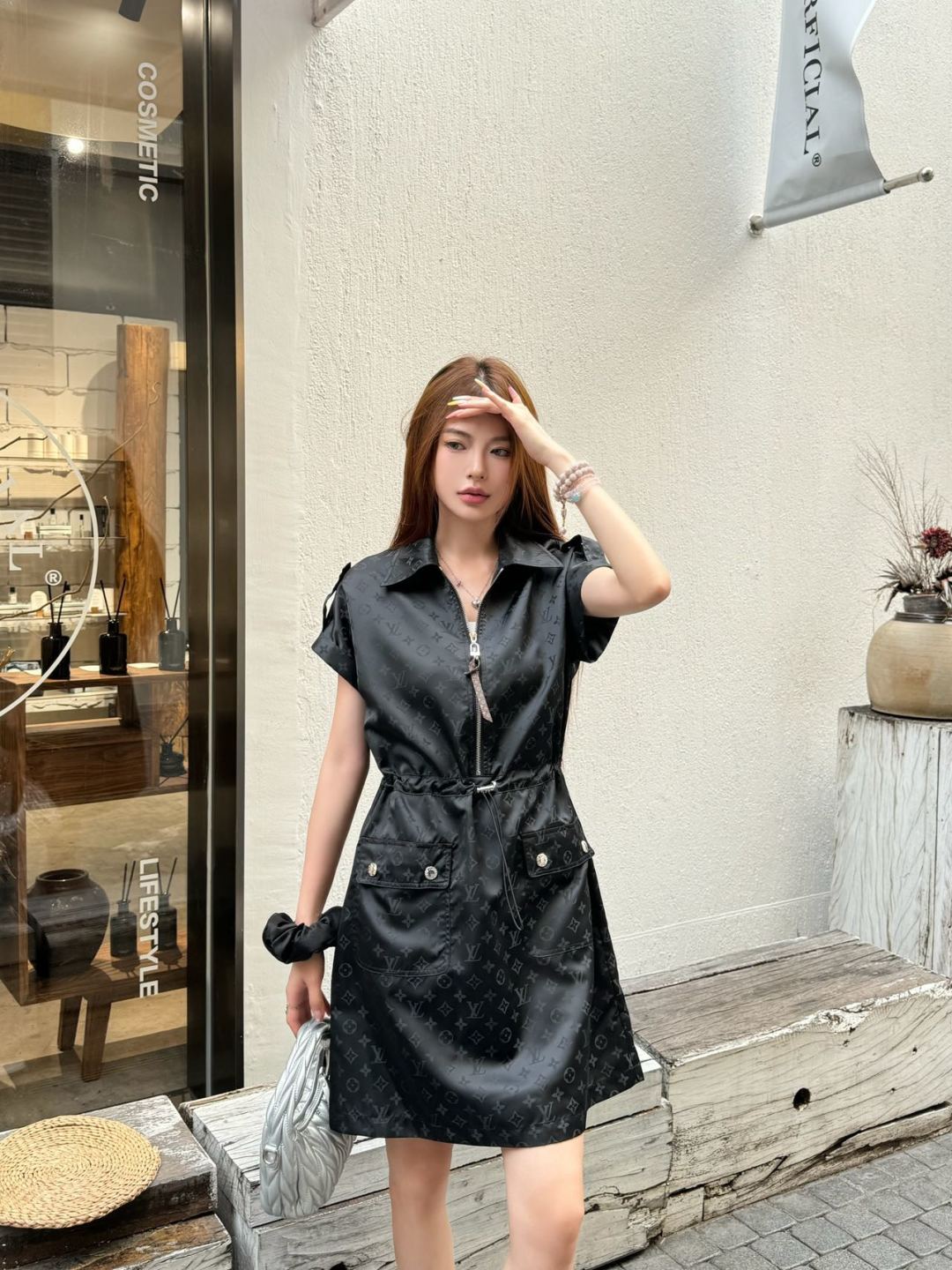 Loui* 25ss monogram drawstring dress