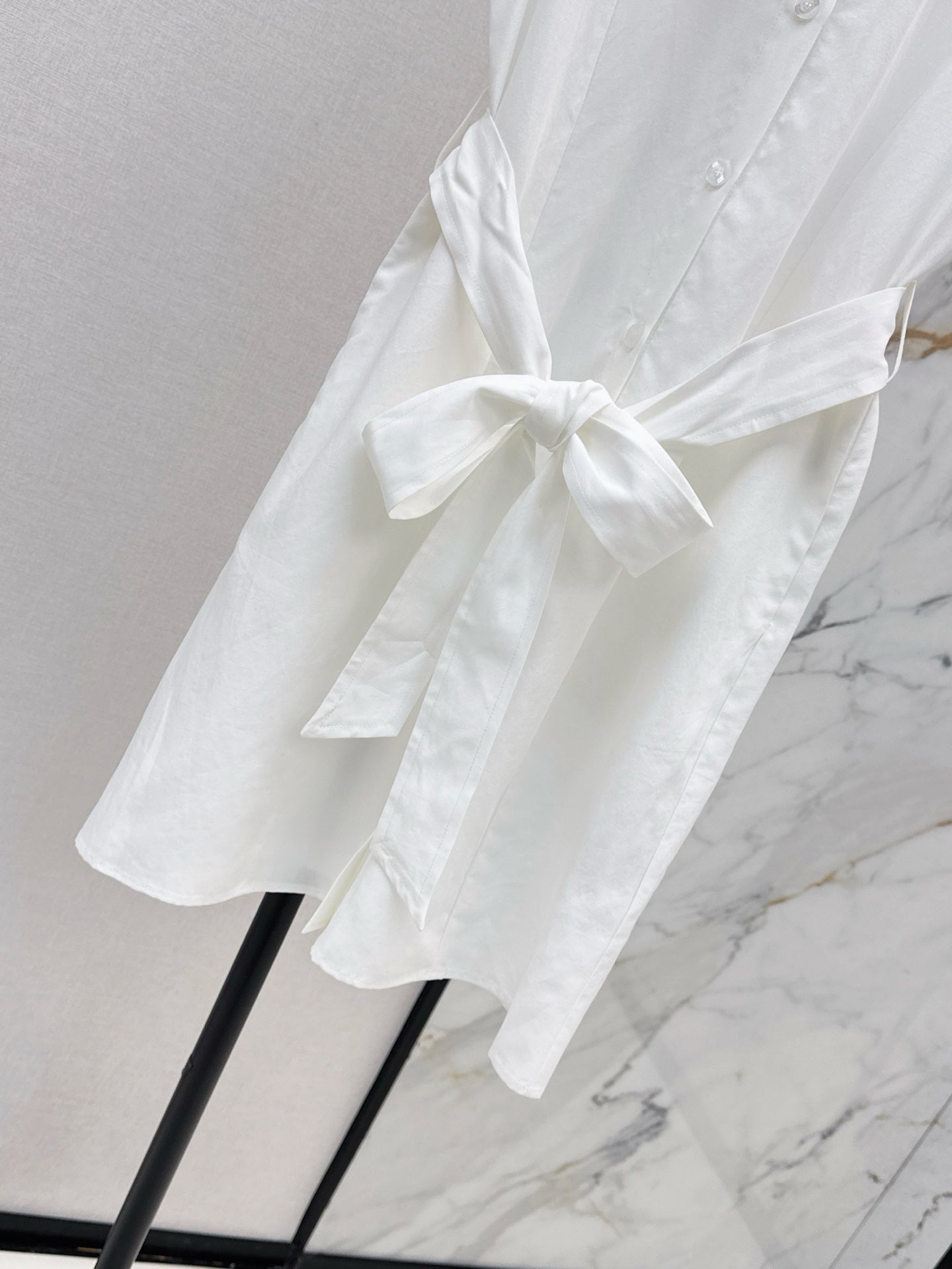 M*u 25ss embroidered poplin belted dress