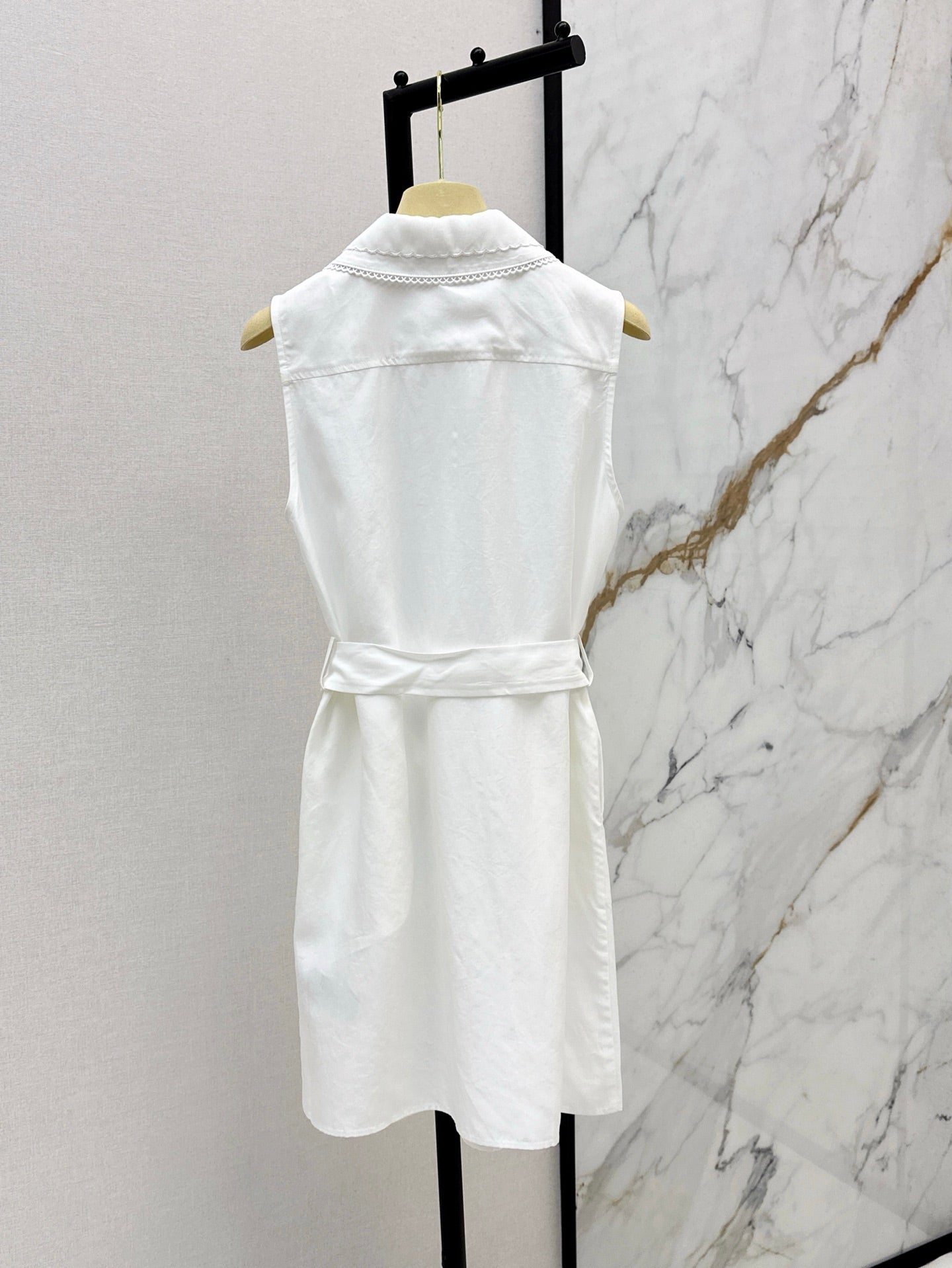 M*u 25ss embroidered poplin belted dress