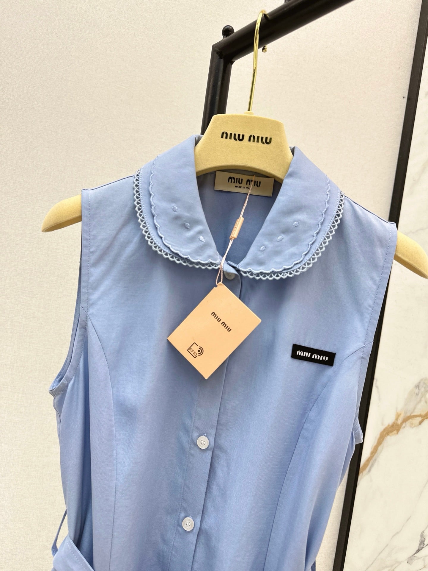 M*u 25ss embroidered poplin belted dress