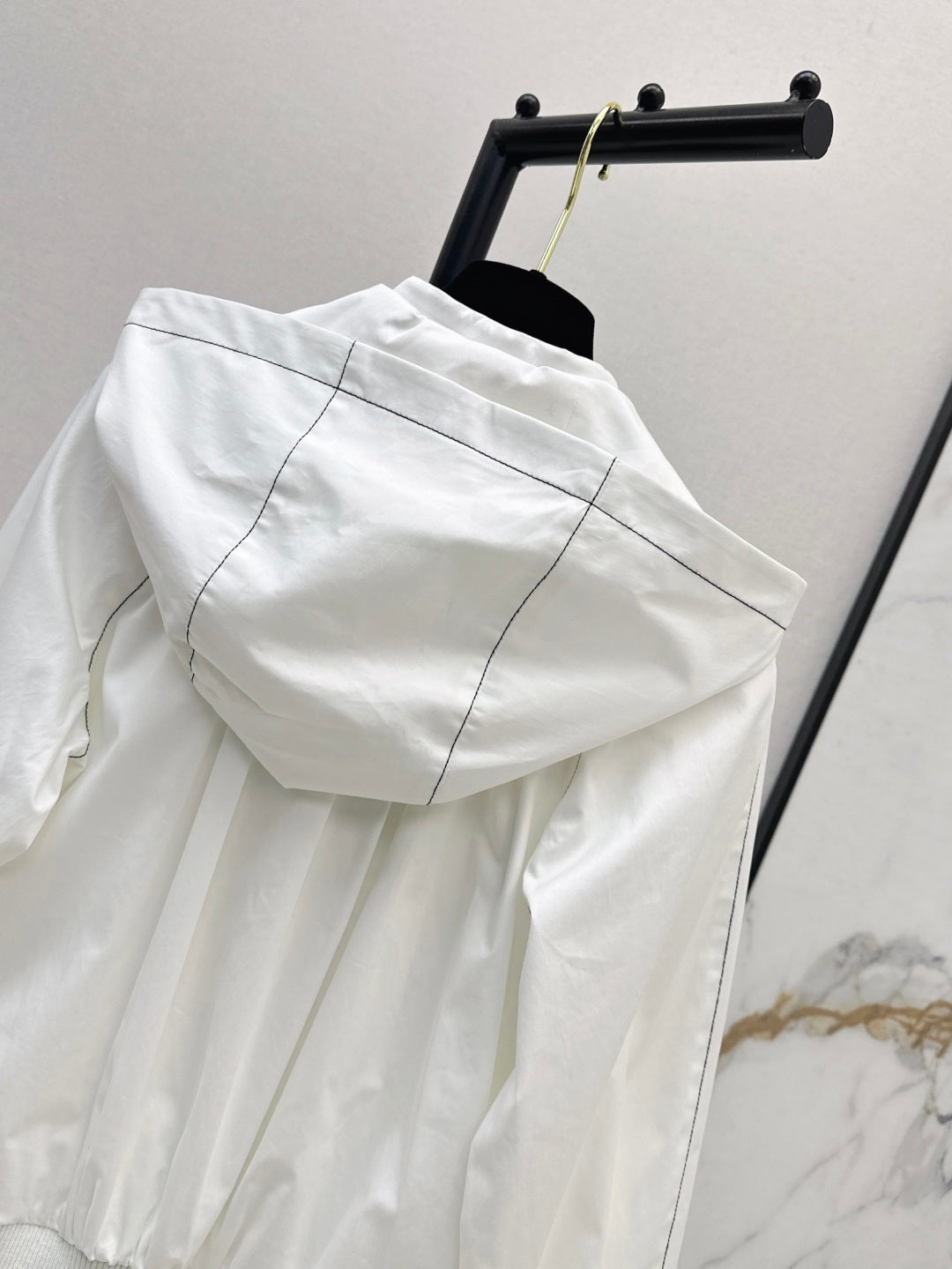 C*nel 25ss ribbon hooded jacket