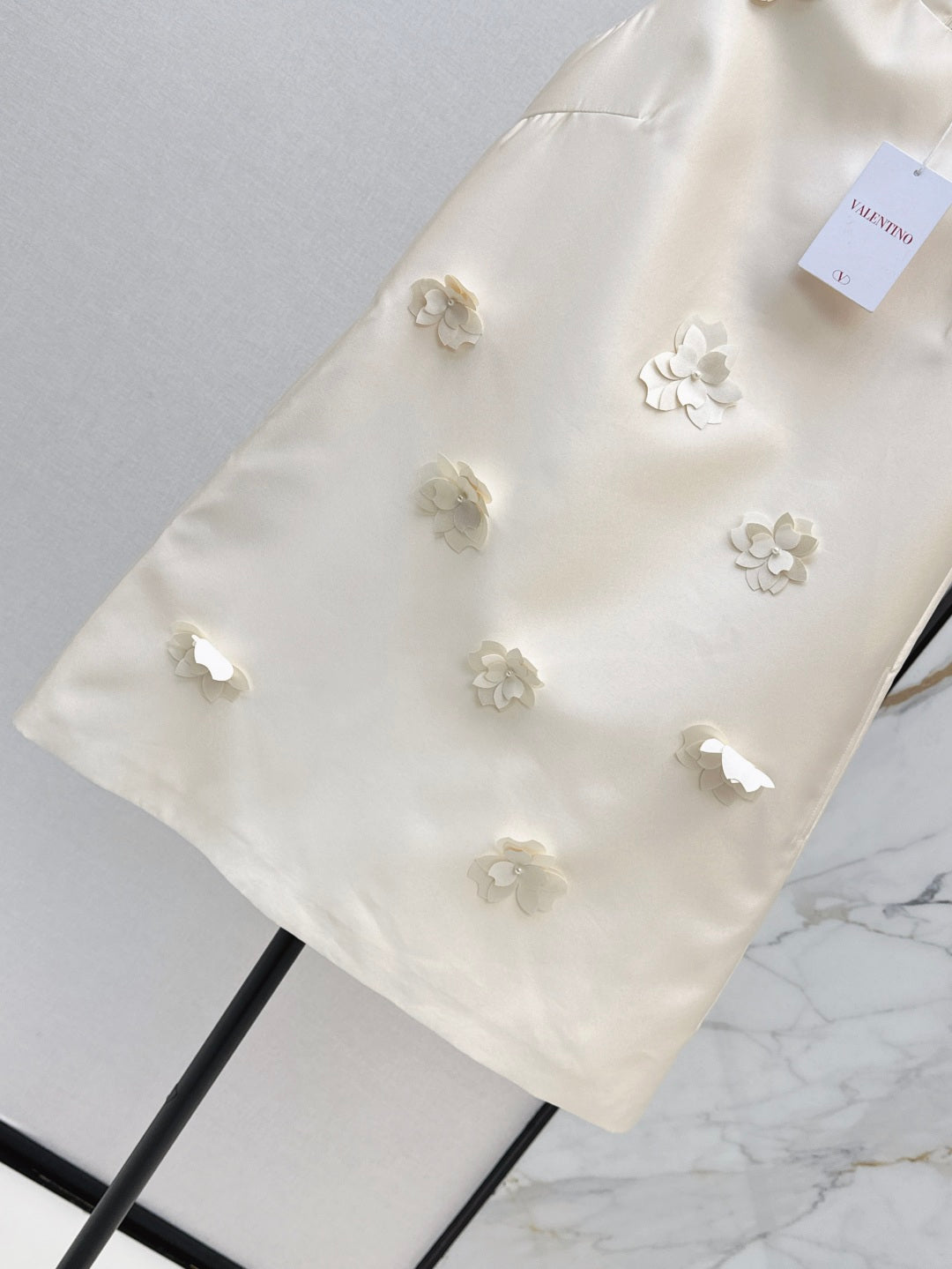 Valen* 3D flower sleeveless dress