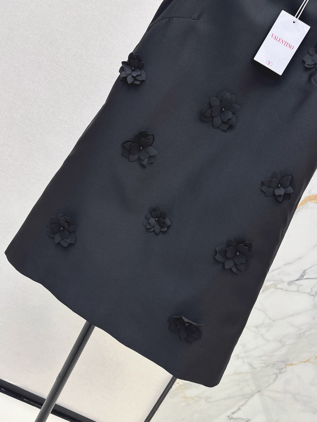 Valen* 3D flower sleeveless dress