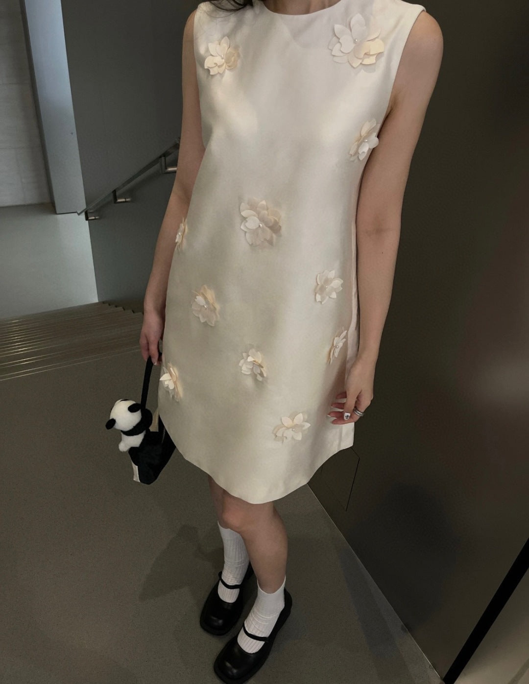 Valen* 3D flower sleeveless dress