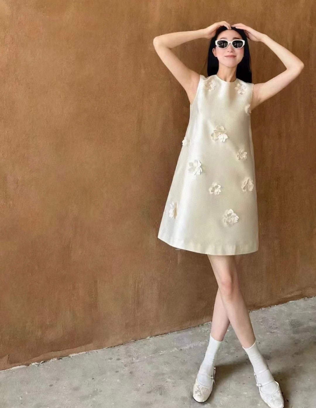 Valen* 3D flower sleeveless dress