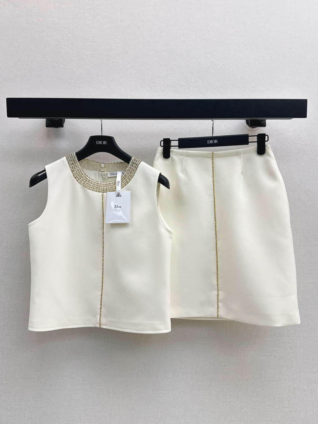 D*r 25ss pearls embroidered top and skirt set