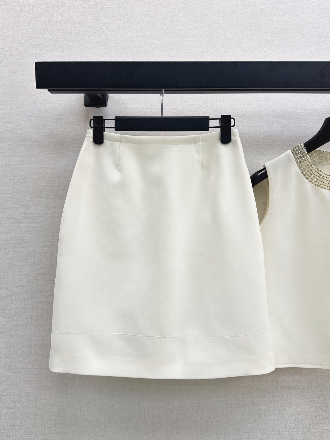 D*r 25ss pearls embroidered top and skirt set