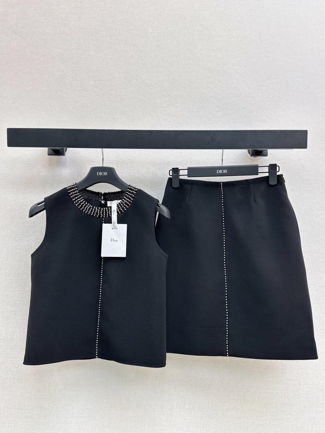 D*r 25ss pearls embroidered top and skirt set