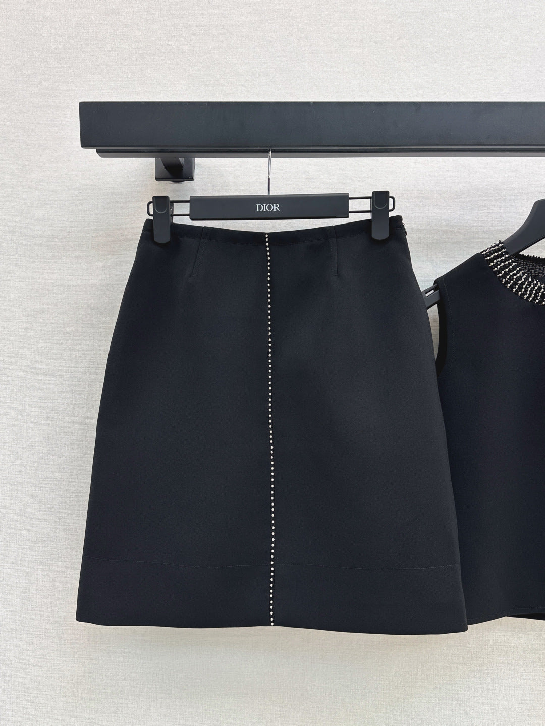 D*r 25ss pearls embroidered top and skirt set