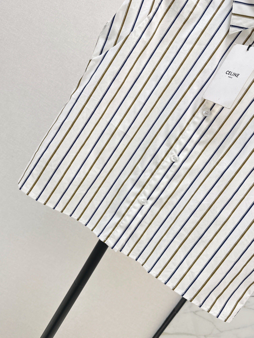 Cel* 25ss striped sleeveless shirt