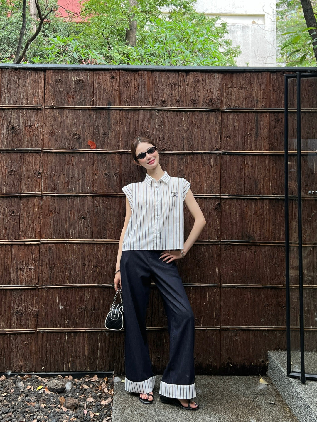 Cel* 25ss striped sleeveless shirt