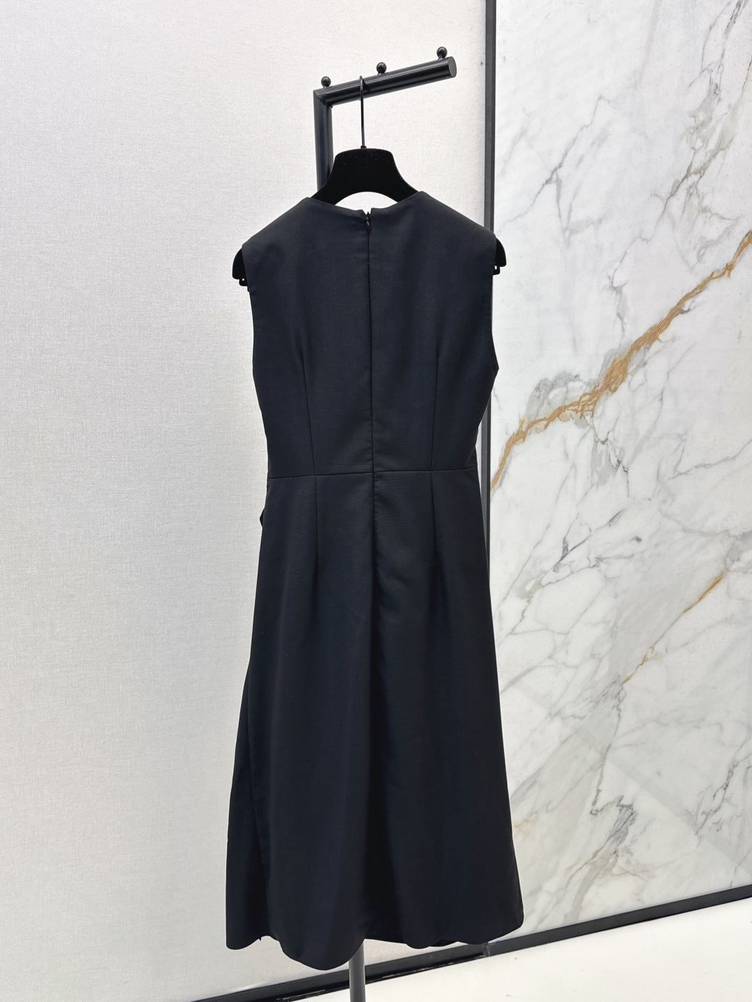 McQ* 25ss Asymmetric draped dress