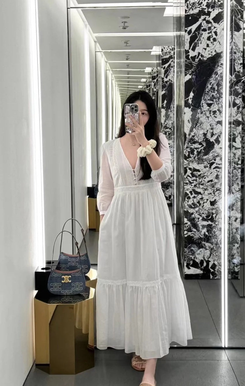 Cel* 25ss lace accent plunging long dress