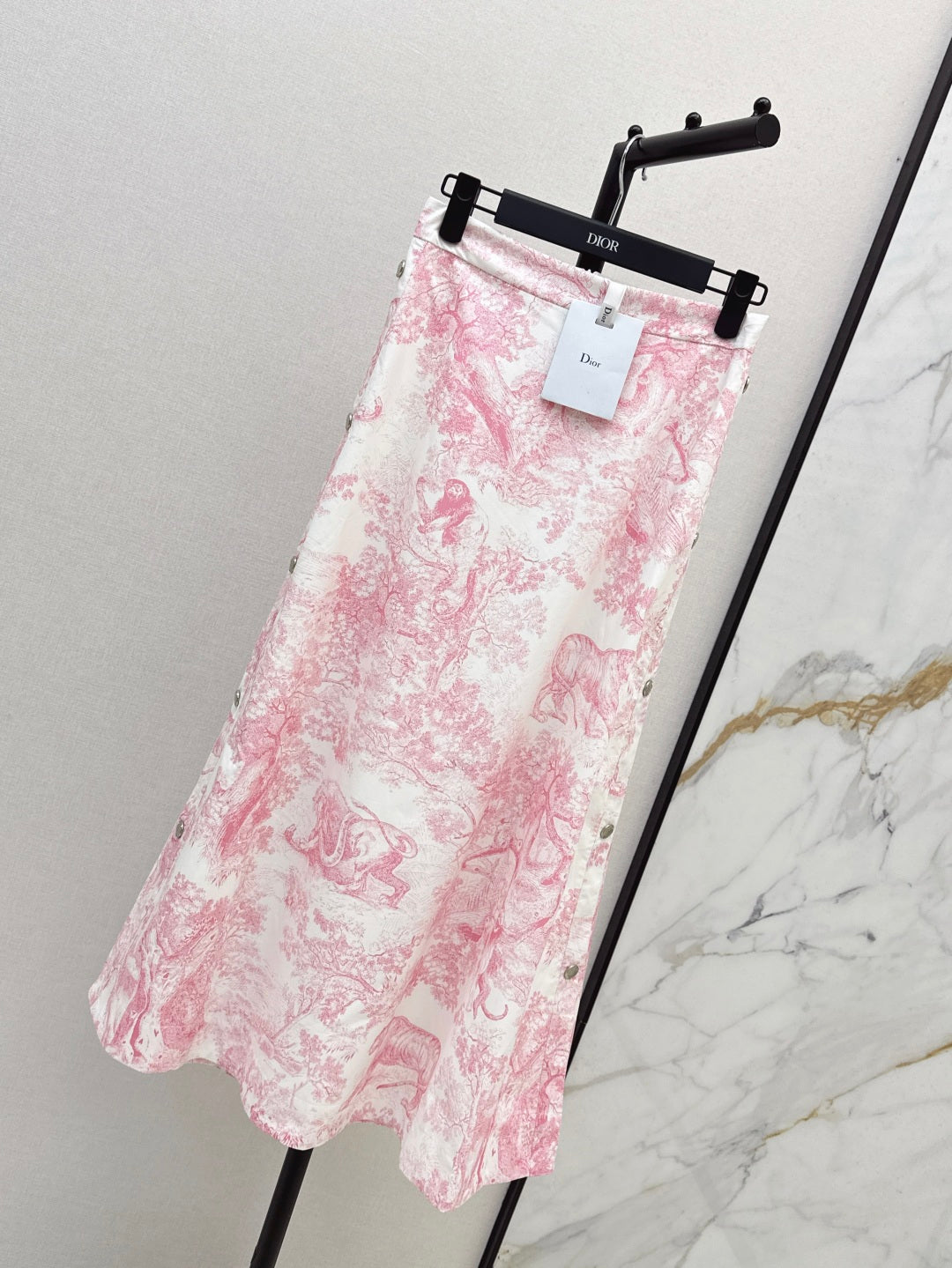 D*r 25ss mid-length flared skirt with buttons side