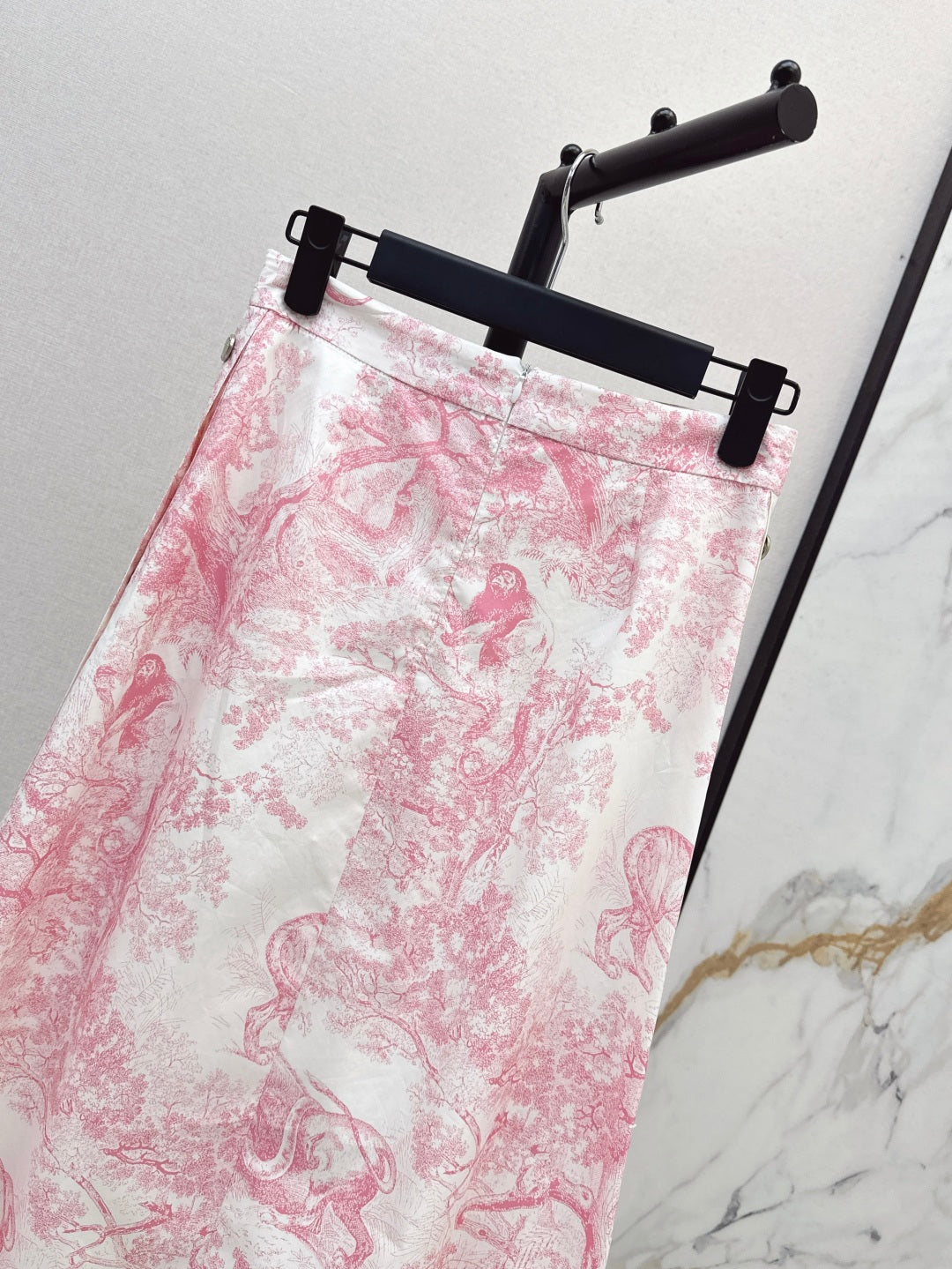 D*r 25ss mid-length flared skirt with buttons side