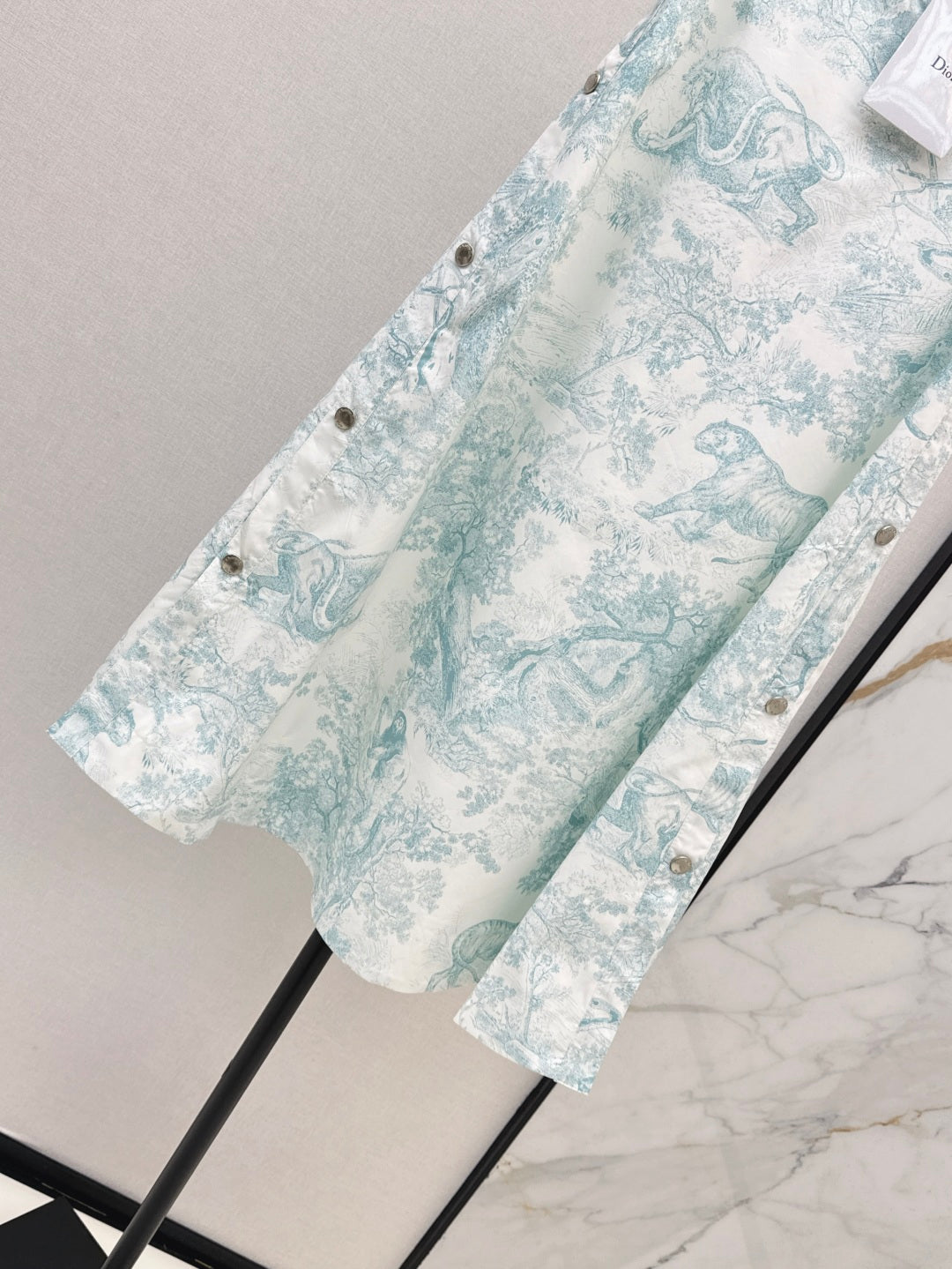 D*r 25ss mid-length flared skirt with buttons side