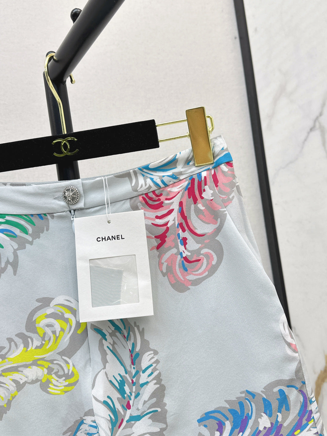 C*nel 25ss printed silk shorts