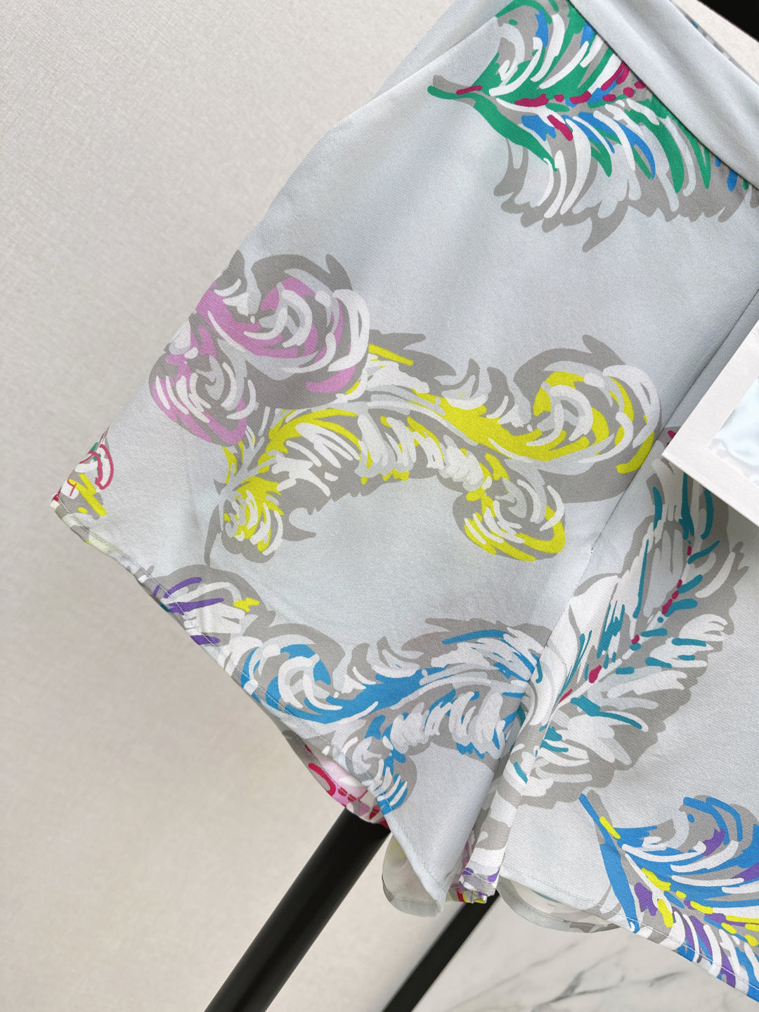 C*nel 25ss printed silk shorts