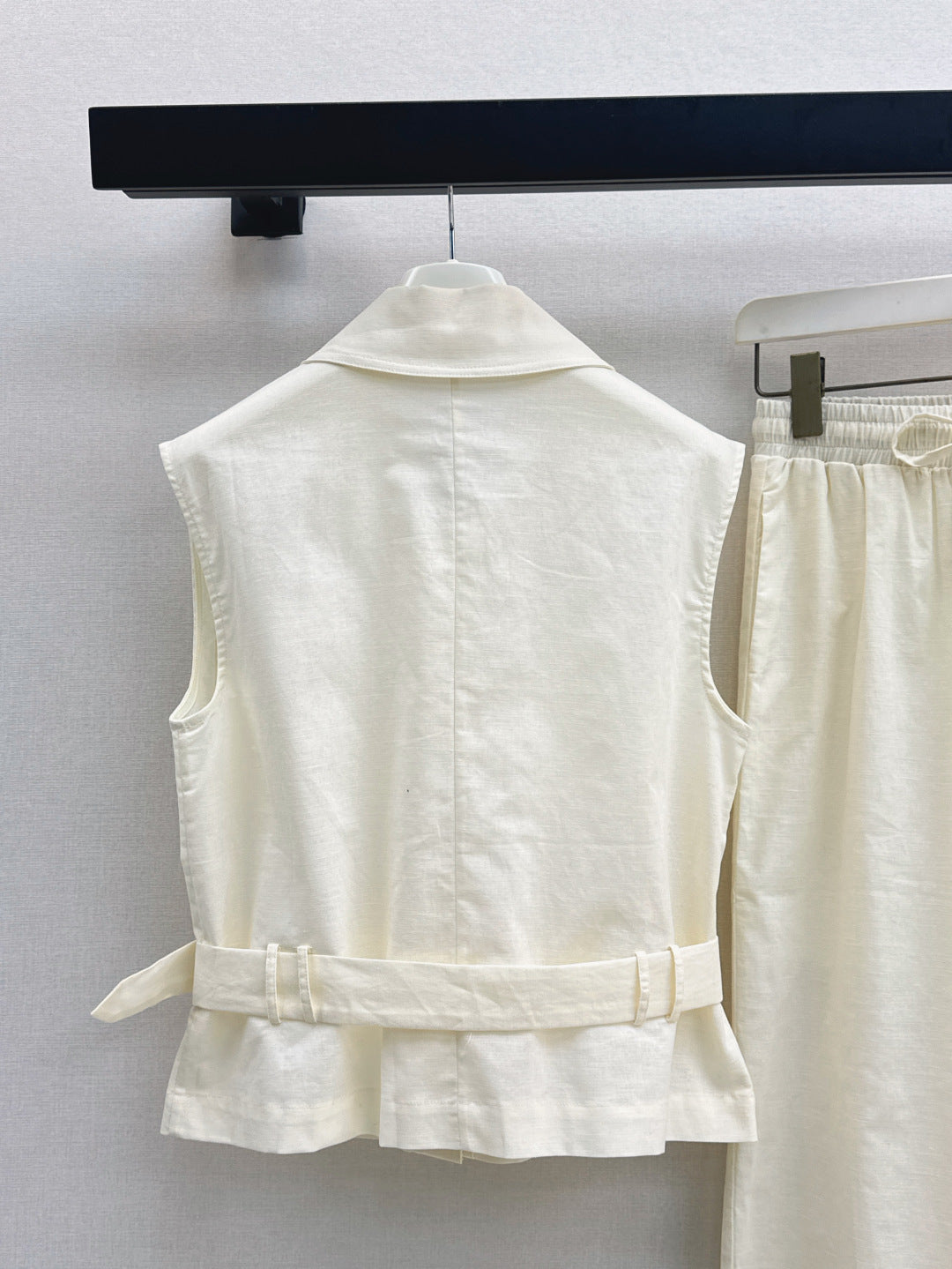 Loe* 25ss embroidered vest and pants set