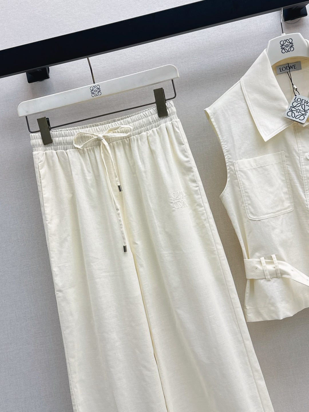 Loe* 25ss embroidered vest and pants set
