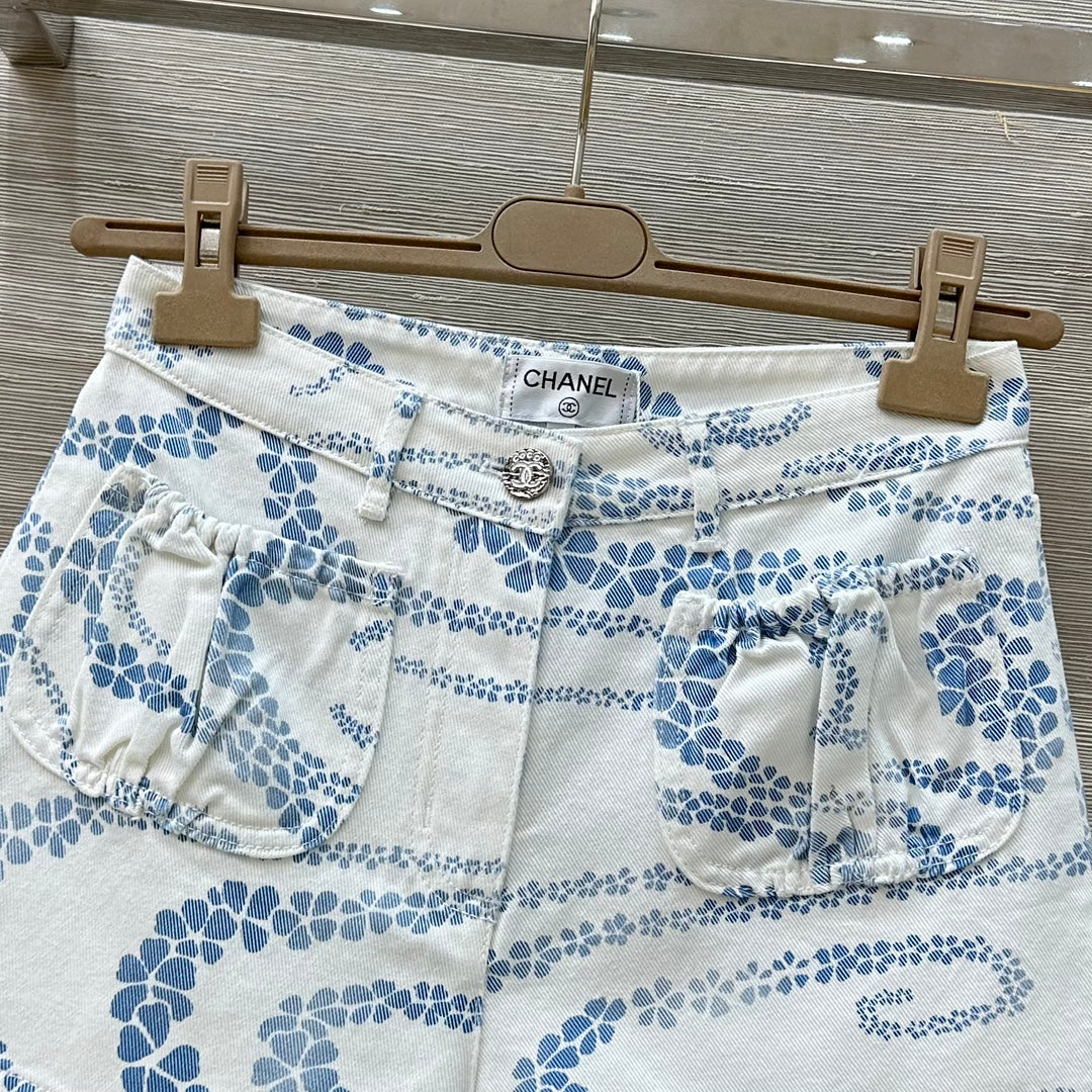 C*nel 25ss pearl chain printed denim shorts