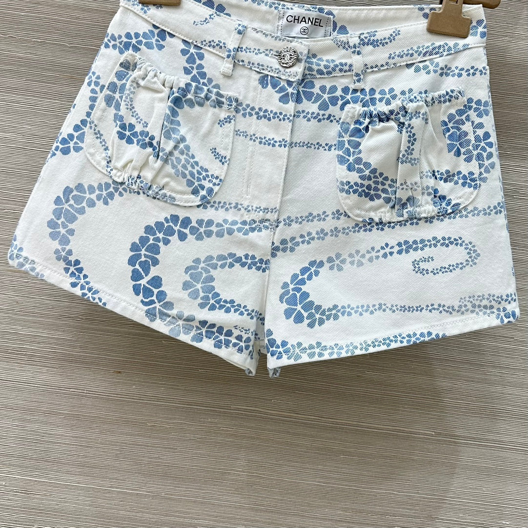 C*nel 25ss pearl chain printed denim shorts