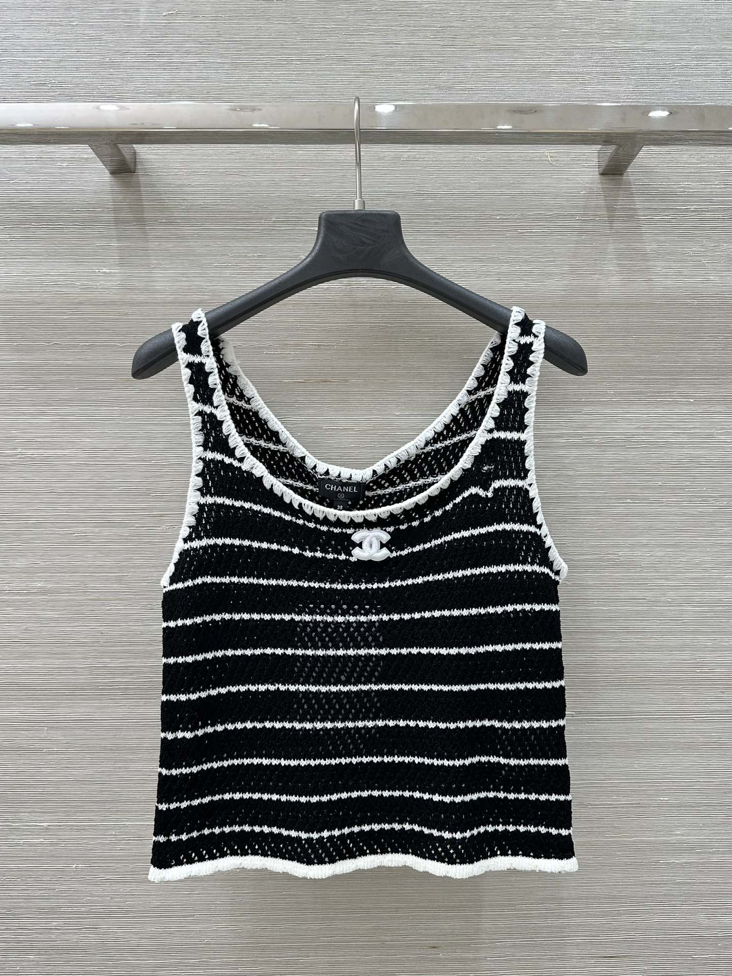 C*nel 25ss knitted vest